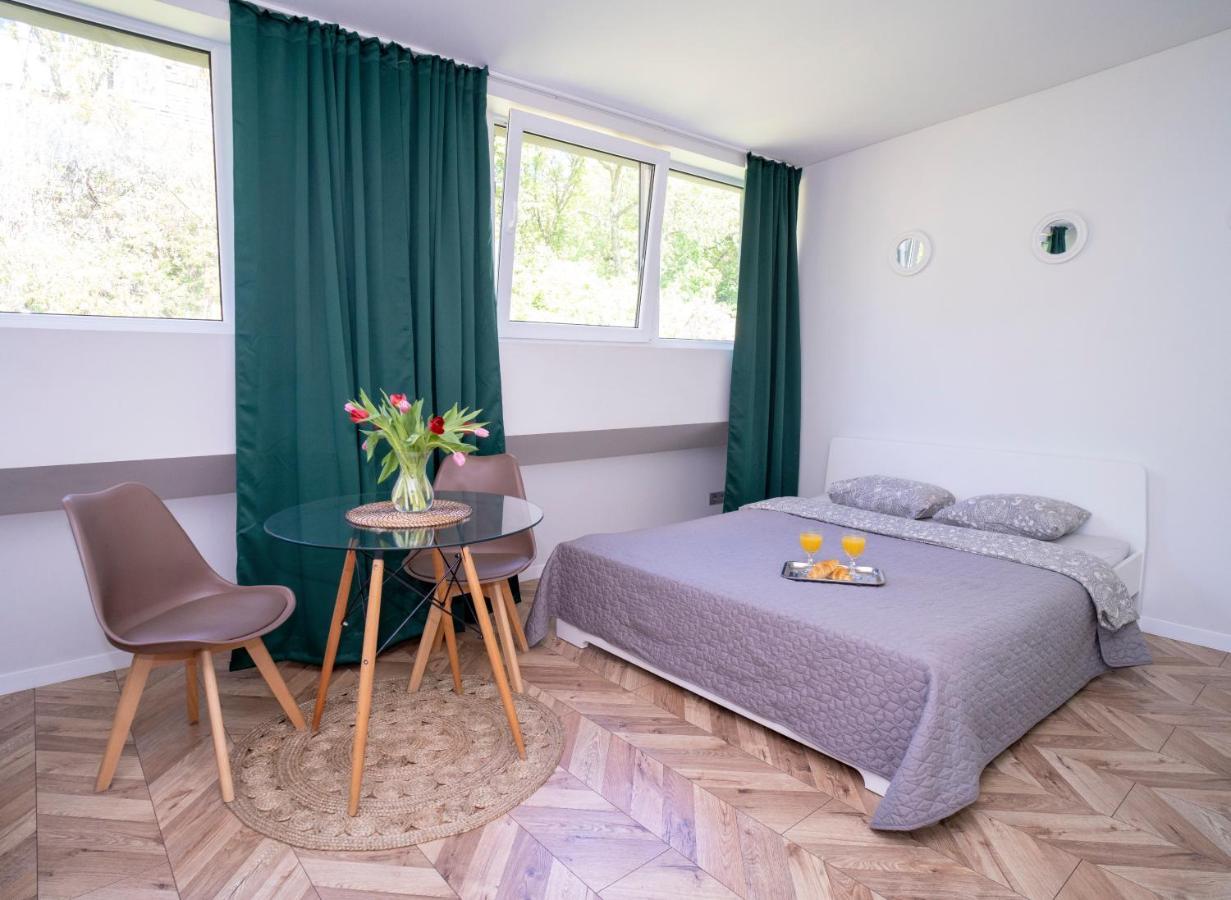 House 22A Studio Apartments Каунас Экстерьер фото