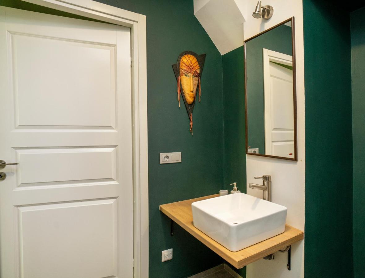 House 22A Studio Apartments Каунас Экстерьер фото